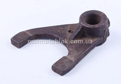 Вилка повышенной-пониженной передачи Xingtai 120-220 (16.37.173)