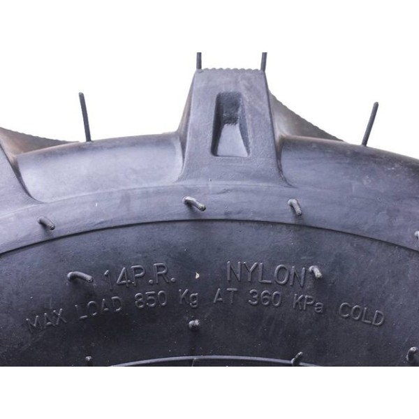 Покрышка с камерой TT AGRO MOTO 7.00*12, протектор "елочка"