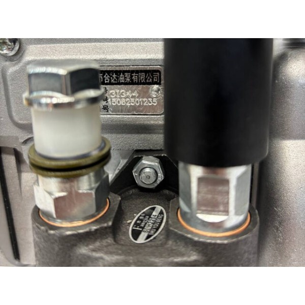Насос топливный ТНВД на трактор DongFeng 244/240, Foton 244, Jinma 244 с дизельным двигателем КМ385ВТ, тип 3