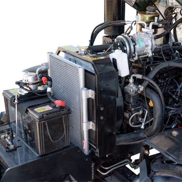 Трактор KENTAVR B 504CCU у зборі